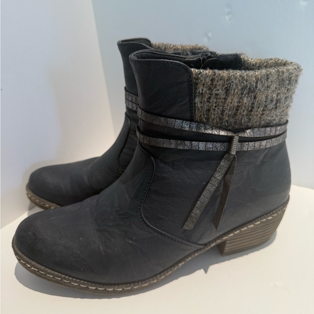 Rieker stylish Navy Ankle Boots - size 38/US 7